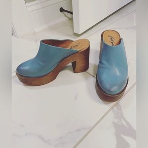Free People Clogs